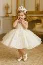 20250612_1825_Elegant Twirling Dress_remix_01jxke4yndfe39tw5j7dg5n5cq.webp